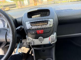Toyota Aygo 1.0-12V picture 15