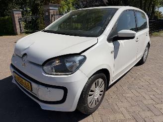 skadebil auto Volkswagen Up! 1.0 move up! BlueMotion 2014/1