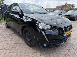 Peugeot 208 1.2 PURETECH ACTIVE picture 13