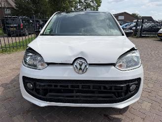 Volkswagen Up! 1.0 high up! BlueM. picture 3