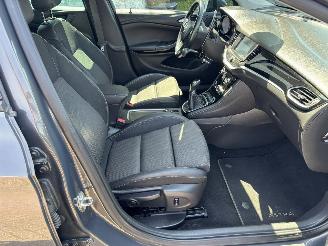 Opel Astra 1.0t automaat picture 5