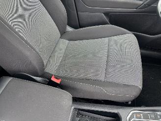 Volkswagen Golf Sportsvan 1.2 tsi dsg clima/pano/radar picture 16