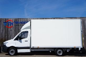 krockskadad bil auto Mercedes Sprinter 314 CDi Automaat Koffer Laadklep Airco Cruise 105KW Euro 6 2020/9