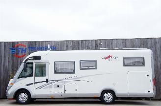 skadebil camper Carthago  Chic C-line Satteliet Solar Hefbed Vast bed Kachel 109KW Euro 5 2013/4