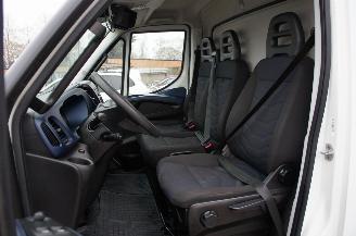 Iveco Daily 35S16 2.3 HPi Koffer Laadklep Automaat Klima Cruise 115KW Euro 6 picture 12