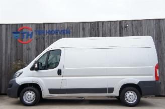 Damaged car Peugeot Boxer 2.2 HDi L2H2 Airco Cruise Camera Trekhaak 96KW Euro 6 2016/2