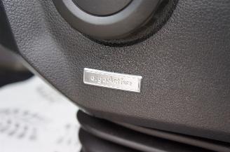 Volkswagen Crafter 2.0 TDi L2H1 Automaat Navi Massage ACC LED 130KW Euro 6 picture 32