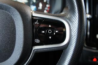 Volvo V-90 Cross Country 2.0 D5 AWD Pro Airco Navi LED Trekhaak 173KW Euro 6 picture 24