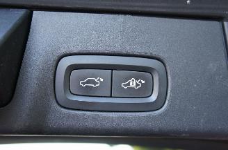 Volvo V-90 Cross Country 2.0 D5 AWD Pro Airco Navi LED Trekhaak 173KW Euro 6 picture 30