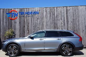 krockskadad bil auto Volvo V-90 Cross Country 2.0 D5 AWD Pro Airco Navi LED Trekhaak 173KW Euro 6 2018/8