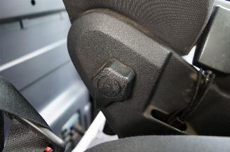 Volkswagen Crafter 2.0 TDi L2H2 Airco Cruise Trekhaak 100KW Euro 5 picture 17