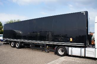 Schmitz Cargobull  SCB*S2 Kasten Trailer Luchtvering picture 2