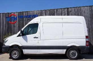 Schadeauto Mercedes Sprinter 211 CDi L1H2 Diefstalschade ! 2017/2