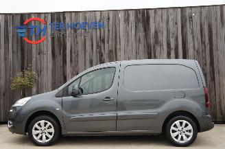 Schadeauto Peugeot Partner 1.6 e-HDi L1H1 Airco Navi Cruise Trekhaak 66KW Euro 5 2014/2