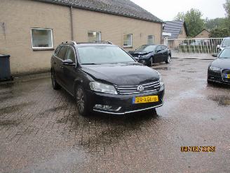 Auto incidentate Volkswagen Passat 1.4 TSI Comf Exec Aut REST BPM 500 EURO !!!!! 2012/6