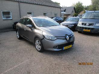 Voiture accidenté Renault Clio 0.9 TCe Estate 2013/9