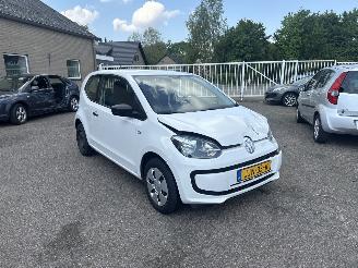 uszkodzony samochody osobowe Volkswagen Up! 1.0 move up! BlueMotion 2016/7