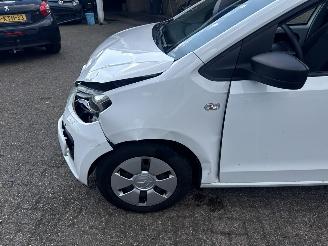 Volkswagen Up! 1.0 move up! BlueMotion picture 12