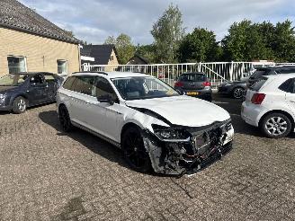 Schadeauto Volkswagen Passat 1.4 TSI GTE REST BPM €300,-!!! 2018/2