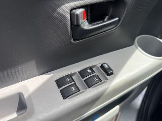 Daihatsu Sirion 1.0-12V Premium picture 20