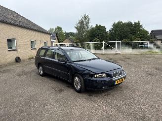 škoda osobní automobily Volvo V-70 2.4 Comfort Line 2004/6