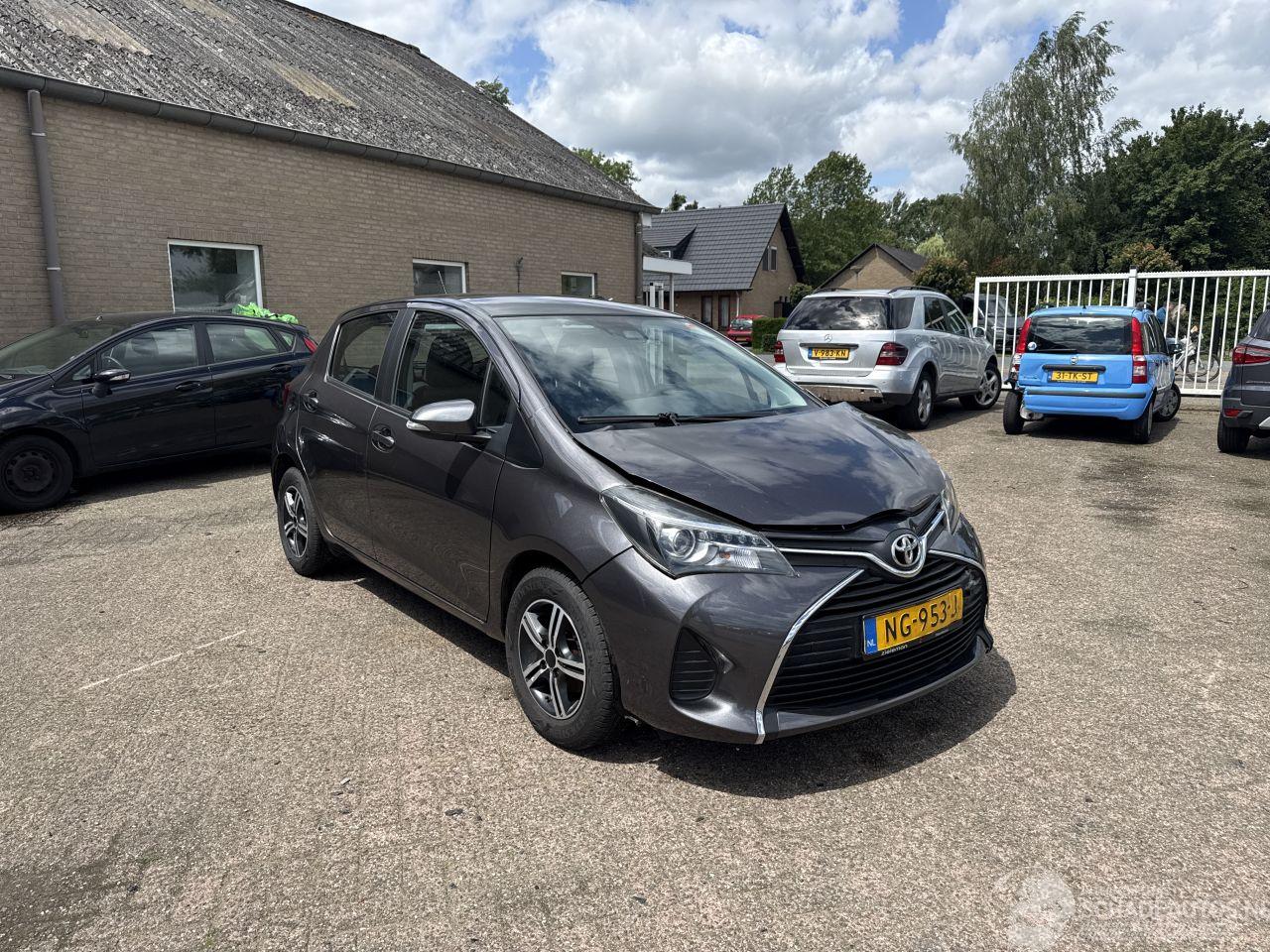 Toyota Yaris 1.0 VVT-i Trend REST BPM €300,-!!!