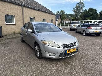krockskadad bil auto Ford Mondeo 2.0-16V Titanium 2008/1