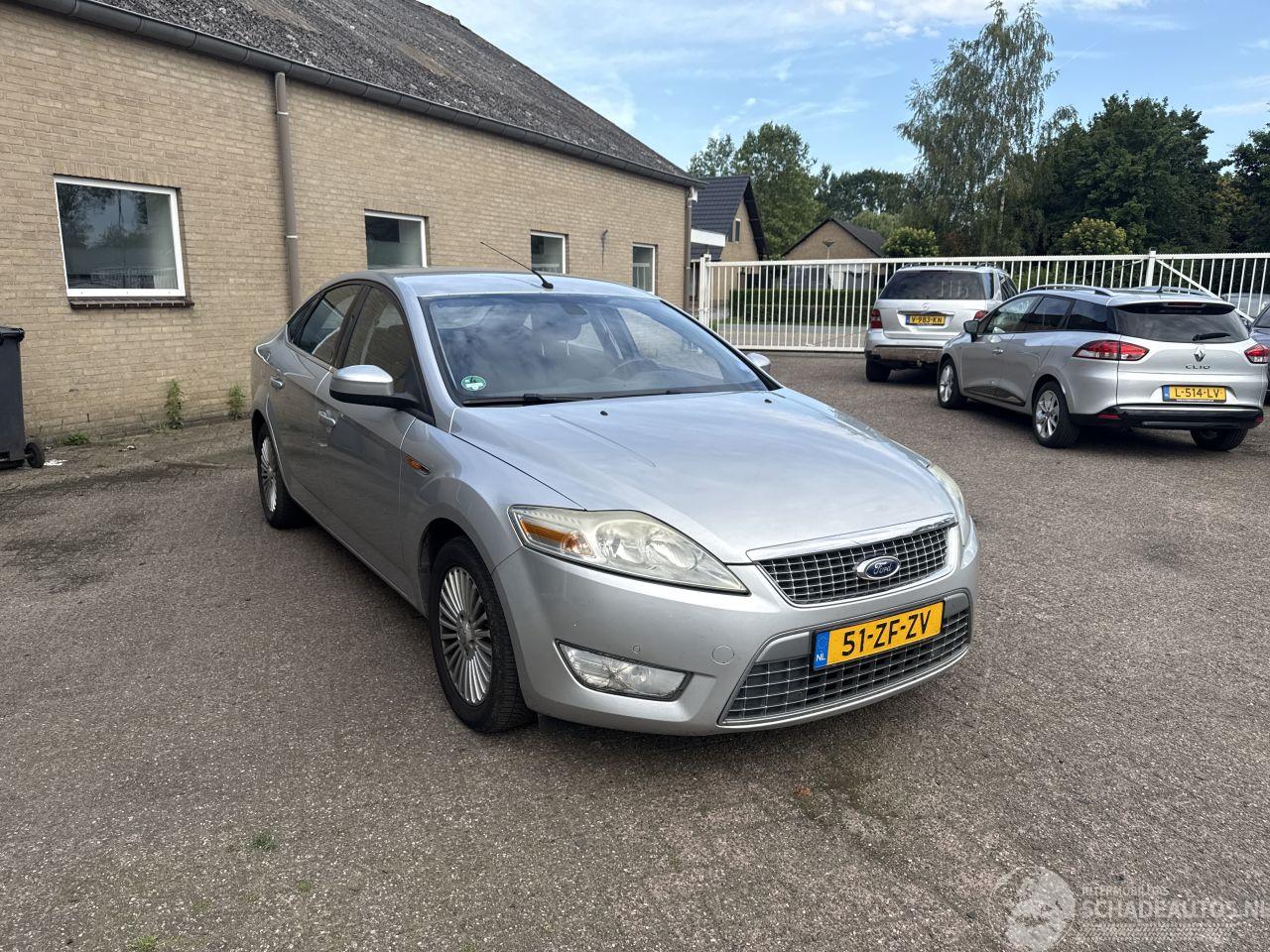 Ford Mondeo 2.0-16V Titanium