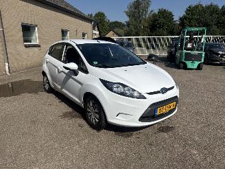 krockskadad bil auto Ford Fiesta 1.25 Ghia REST BPM €150,-!!! 2012/1