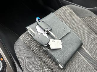 Volkswagen T-Roc 1.5 TSI Sport Automaat picture 15