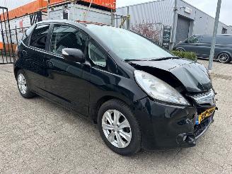 uszkodzony samochody osobowe Honda Jazz 1.4 Hybrid Elegance 2013/5