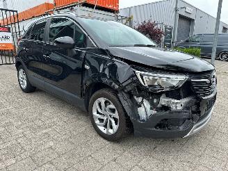 Damaged car Opel Crossland X 1.2 Turbo Online Edition 2019/2