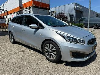 Schadeauto Kia Cee d 1.0 T-GDi Design Edition 2018/6
