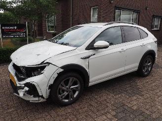 Voiture accidenté Volkswagen Taigo 1.0 TSI R-Line DSG 2023/1