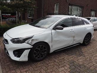 Voiture accidenté Kia Proceed 1.0 T-GDI GT-PlusLine 2022/6