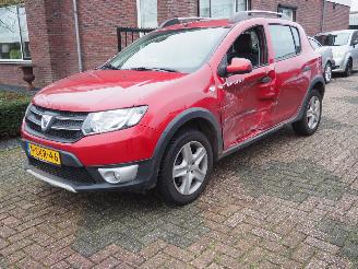 Coche accidentado Dacia Sandero 0.9 Tce Stepway Laureate 2013/10