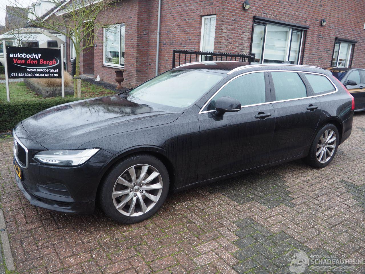 Volvo V-90 2.0 T5 90th Anniversary Edition