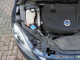 Volvo V-40 2.0 D4 Summum Business picture 14