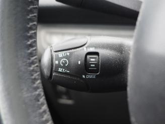 Peugeot 2008 1.2 Vti Active Pack Premium picture 19