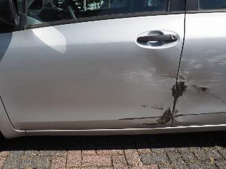 Toyota Yaris 1.0 VVTi Acces picture 9