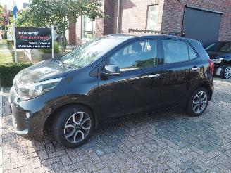 Vaurioauto  passenger cars Kia Picanto 1.0 Dpi DynamicPlusLine Automaat 2022/5