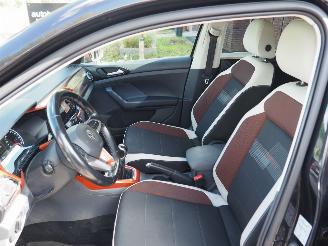 Volkswagen T-Cross 1.0 TSI Life picture 13
