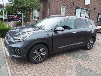 skadebil auto Kia Niro 1.6 GDi Phev ExecutiveLine 2021/1