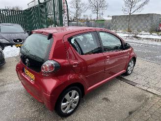 Toyota Aygo 1.0 12V AIRCO LEER picture 5