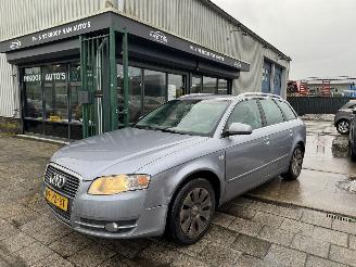 damaged passenger cars Audi A4 2.0 TDI 2005/10