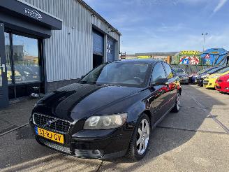 Volvo S-40 2.4 103KW AIRCO picture 2