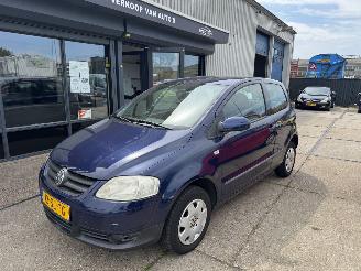 Vaurioauto  passenger cars Volkswagen Fox 1.2 AIRCO 84.000 KM NAP!! 2006/3