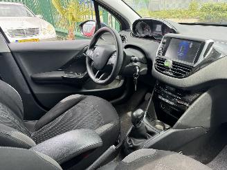 Peugeot 208 1.2 VTI AIRCO picture 9