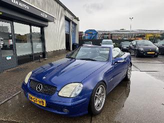 Unfallwagen Mercedes SLK 200 KOMPRESSOR AUTOMAAT AIRCO 2001/3