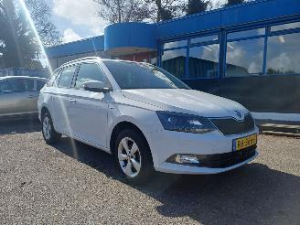 Vaurioauto  passenger cars Skoda Fabia Ambition 2018/2